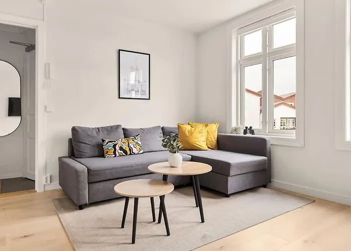 Dinbnb Apartments I Views & Street Parking In Sandviken