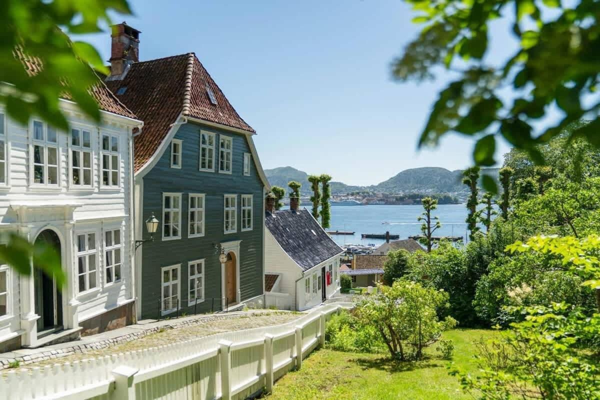 Apartamento Dinbnb I Views & Street Parking In Sandviken Bergen